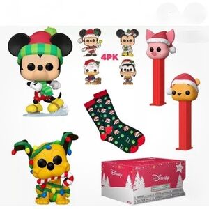 Funko CHRISTMAS AMAZON EXCLUSIVE box 2 exc pops , 4 exc pins , 2 pen 1 pair sock